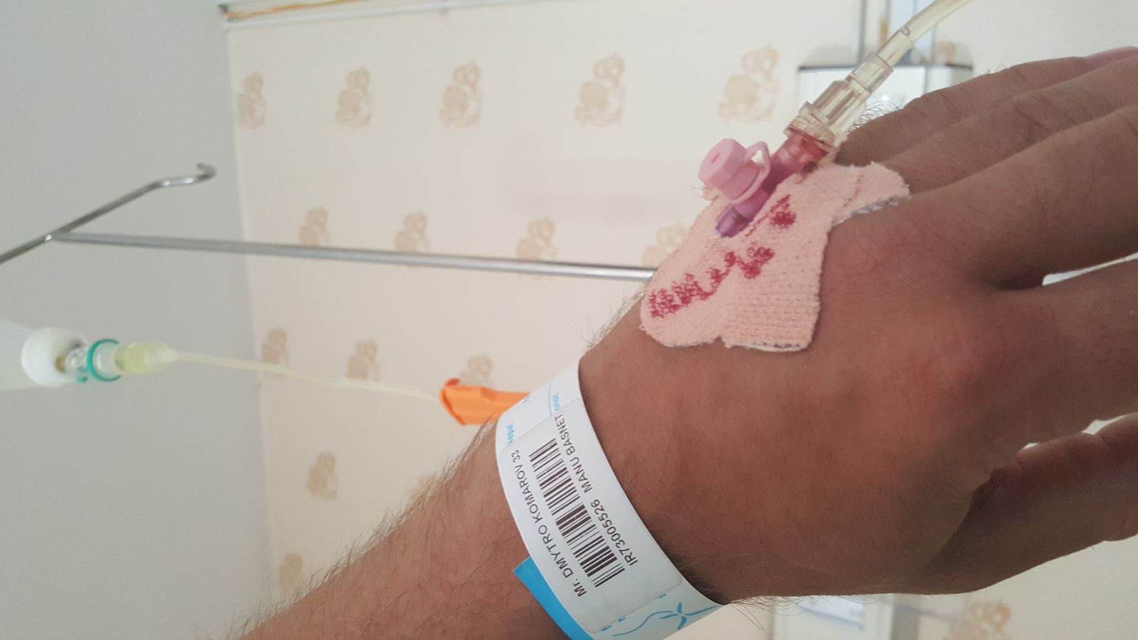 Дмитрий Комаров эвакуирован с Эвереста и находится в госпитале